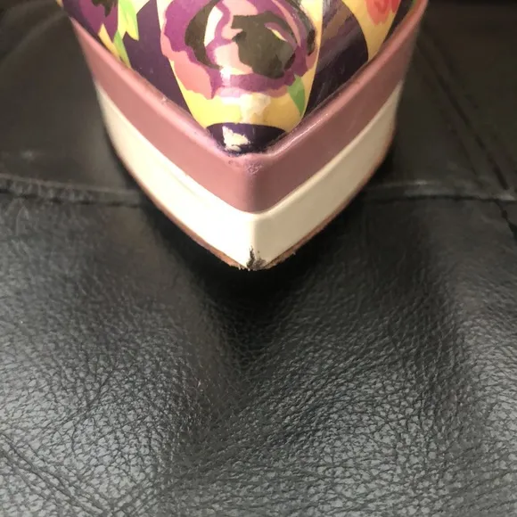 Versace Shoes, GUC