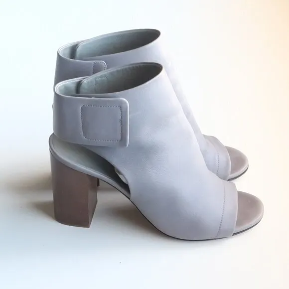 Vince Grey Leather Peep-Toe Stacked Block Heel Bootie Shoes Size 6