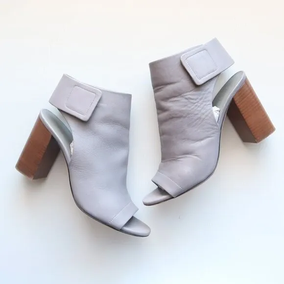 Vince Grey Leather Peep-Toe Stacked Block Heel Bootie Shoes Size 6