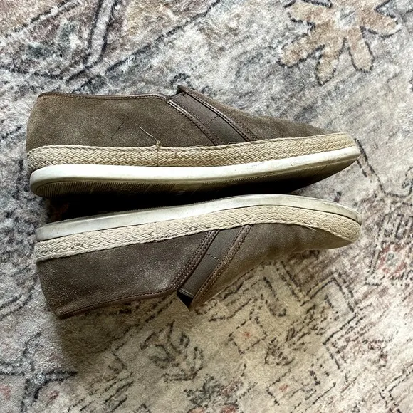 Vince Tan Suede Leather Casual Slip On Sneaker Acker Shoes Mens Size 9