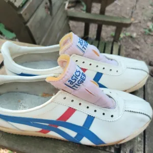 Vintage ASICS Tiger Onitsuka Shoes Leather Men's 10 Taiwan Red White Blue