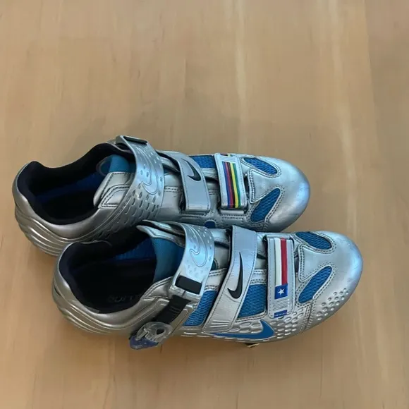 Vintage Nike Women’s Lance Armstrong Ltd Edition Road Cycling Shoes