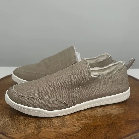 Vionic Beach Shoes Wm 7 Wide Malibu Beige Denim Tan Neutral Slip On Sneakers