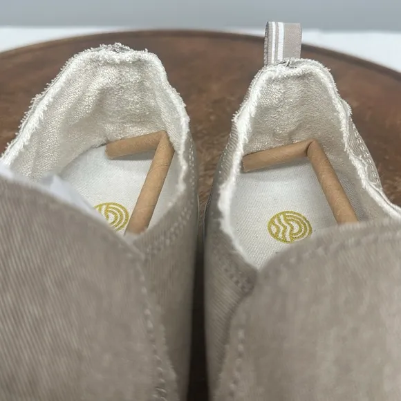 Vionic Beach Shoes Wm 7 Wide Malibu Beige Denim Tan Neutral Slip On Sneakers