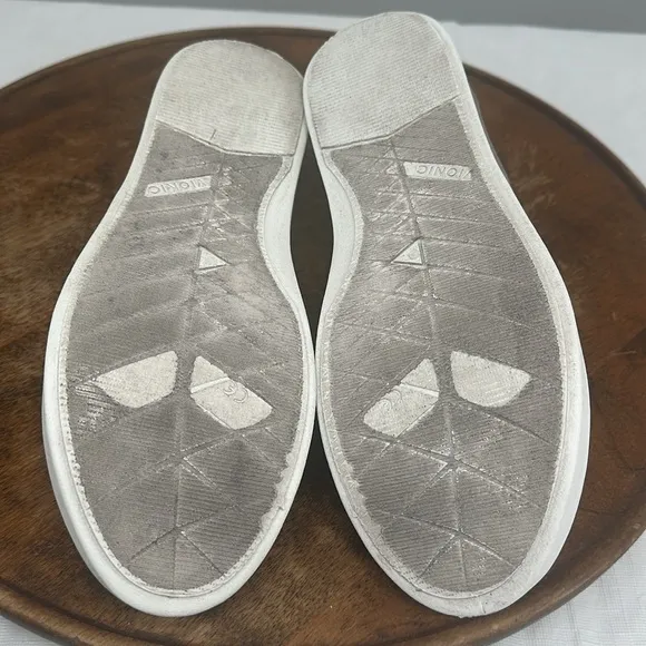 Vionic Beach Shoes Wm 7 Wide Malibu Beige Denim Tan Neutral Slip On Sneakers
