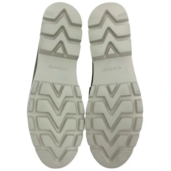 Vionic Cheryl Tan Sherpa Suede Nubbuck Loafer shoe Neutral Beige Tan Size 10 NEW