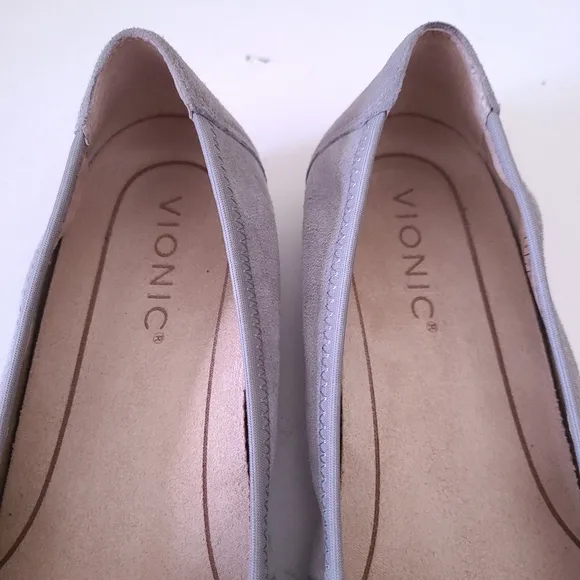 Vionic Maria Gray Suede Ballet Flat Shoes Size 9