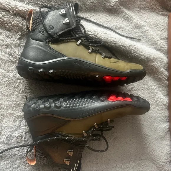 Vivobarefoot Mens JJF Tracker Decon FG2
