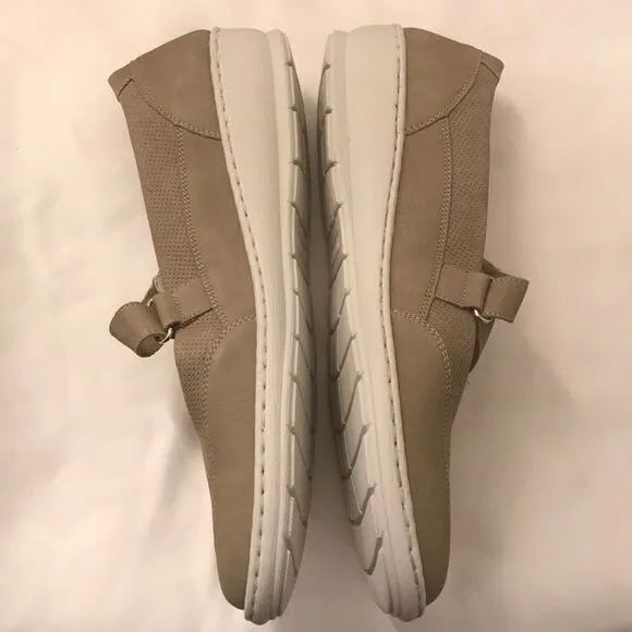 WALDLAUFER TAN NUBUCK STYLE IS GIULIA.  NEW