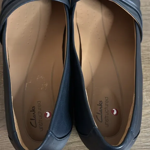 Women’s Clarks Unstructured Un Blush Vibe Ballet Flat, Size 11M, Navy Blue