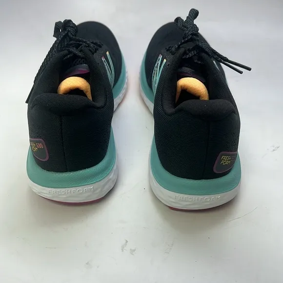 Women’s New Balance Fresh Foam 680 V7 Running Shoes Size 6 Black/Teal New in Box