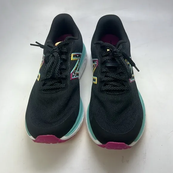 Women’s New Balance Fresh Foam 680 V7 Running Shoes Size 6 Black/Teal New in Box