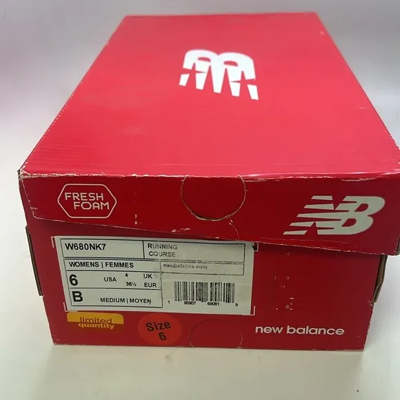 Women’s New Balance Fresh Foam 680 V7 Running Shoes Size 6 Black/Teal New in Box