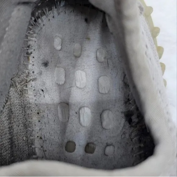 Yeezy x Adidas Grey Fabric Boost 350 V2- Sesame Sneakers Size 7